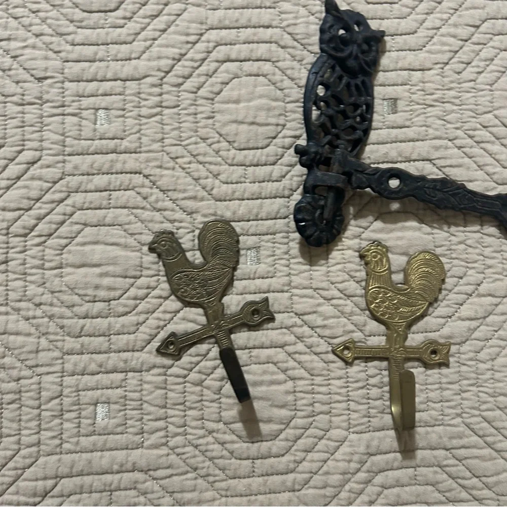 3 small vintage wall hooks
